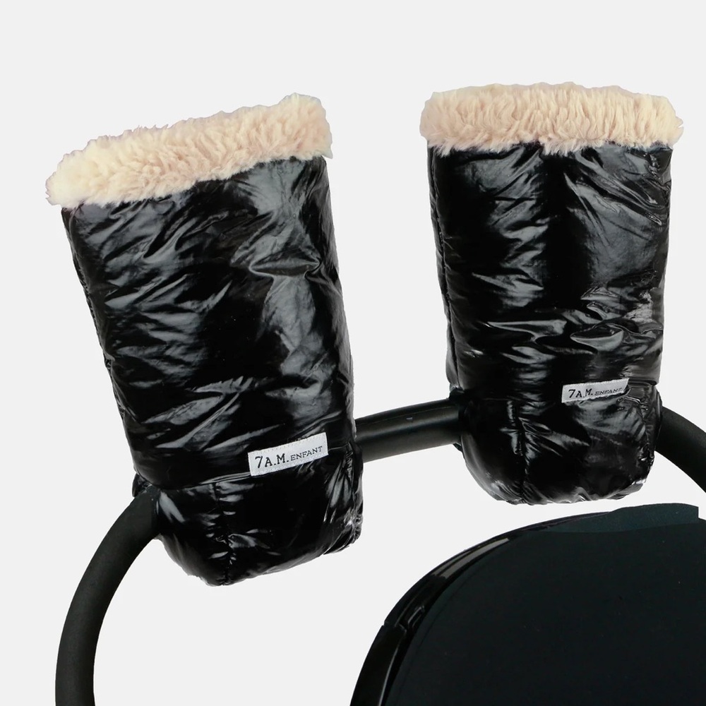 7 A.M. Enfant Black Mittens with Cream Lining